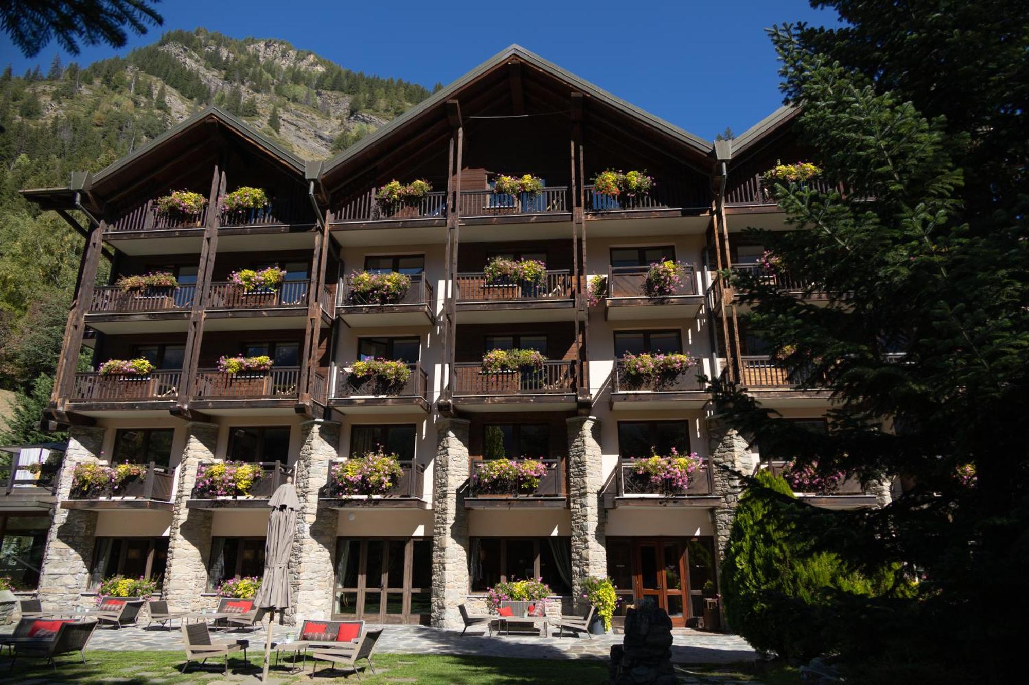 Qc Termemontebianco Hotel Pré-Saint-Didier Exterior foto